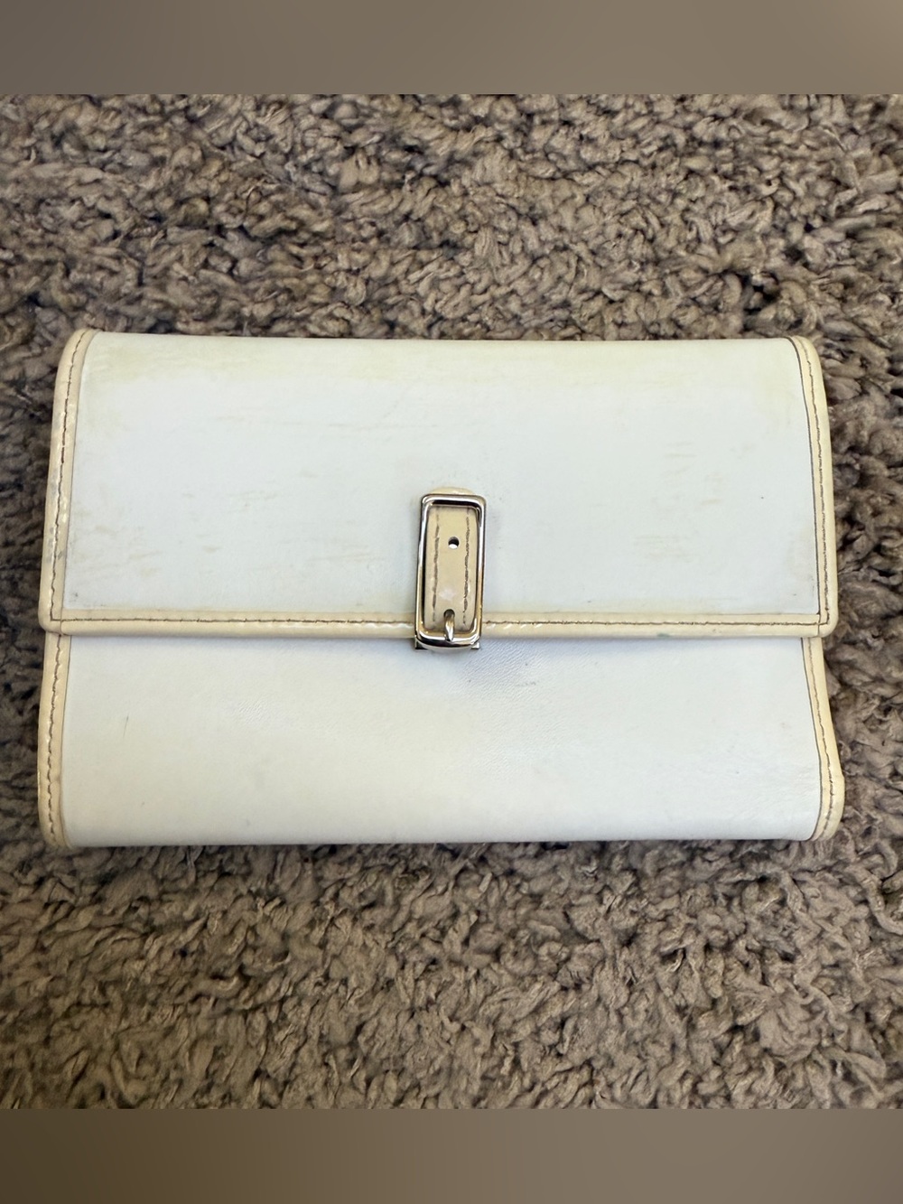 Coach White Leather Buckle Wristlet Clutch